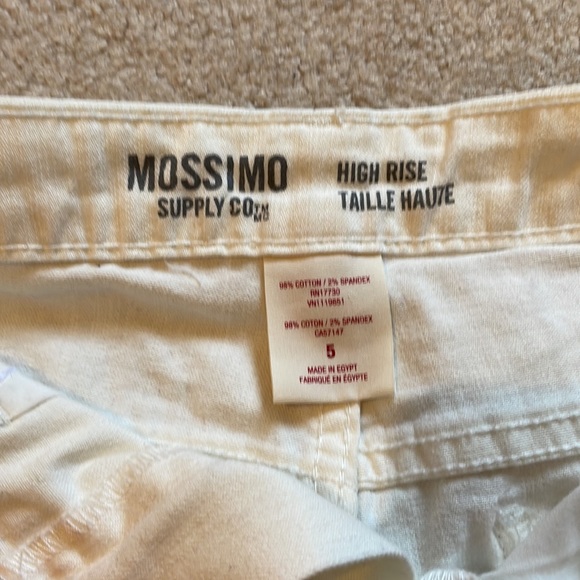 White high waisted shorts size 5 - Picture 3 of 3